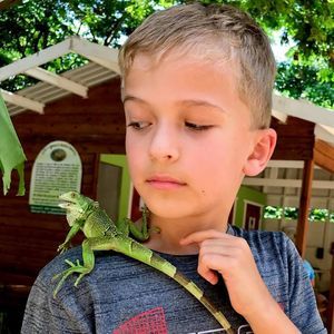 Meet your Posher, Edna